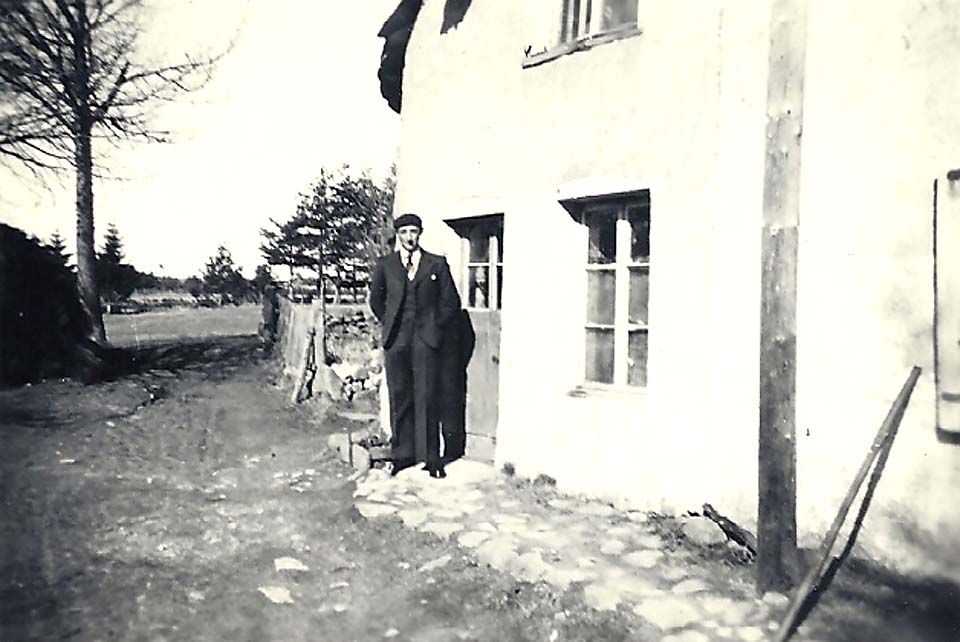 la maison de mon père Paul ROYER à Mazet-Saint-Voy La Chau de Laroue en 1940