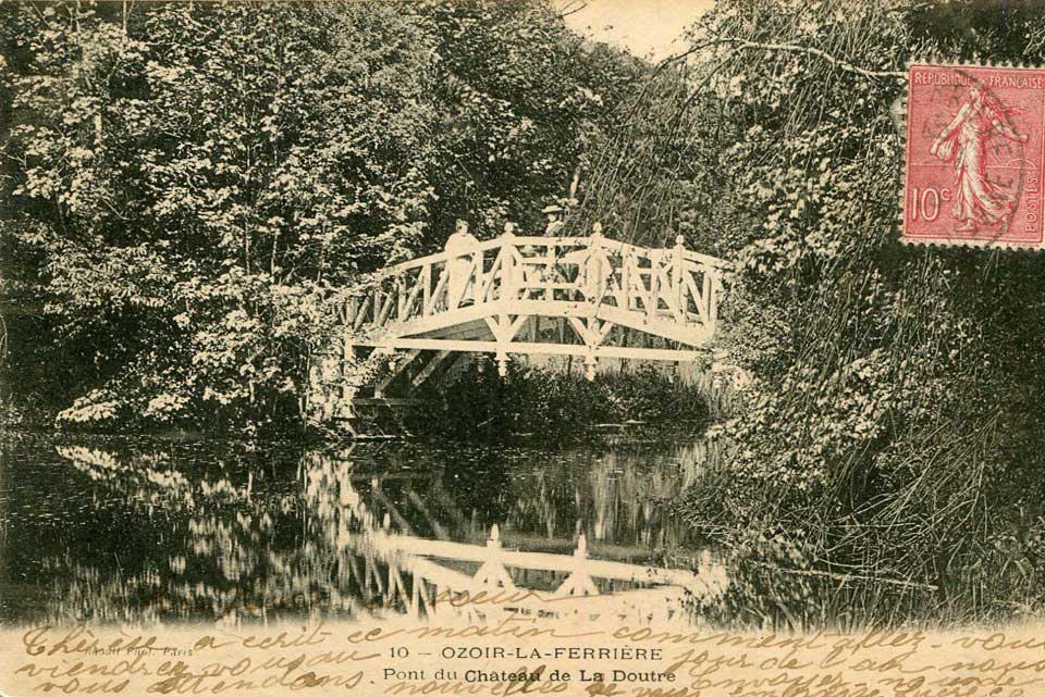 0zoir-la-Ferrière Pont du Château de la Doutre La passerelle en 1905