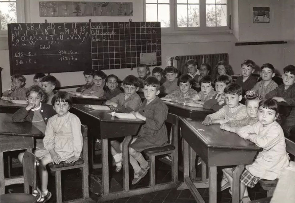 école de Chailly-en-Brie en classe en 1959
