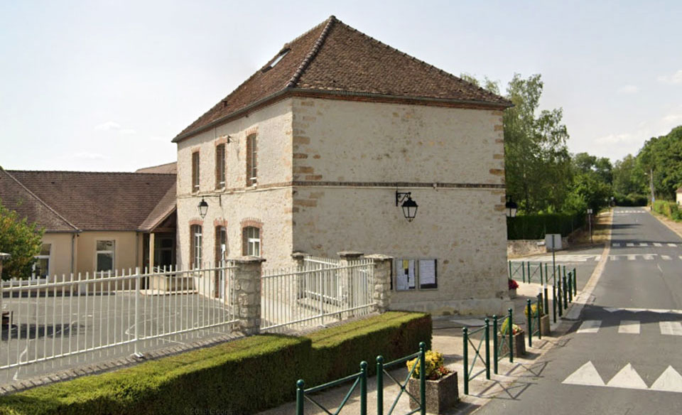 Ecole Communale et Mairie de Chalautre-la-Petite