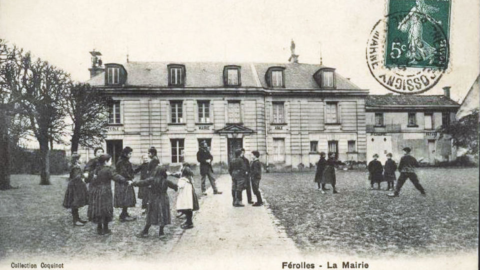 école mairie de Férolles-Attilly