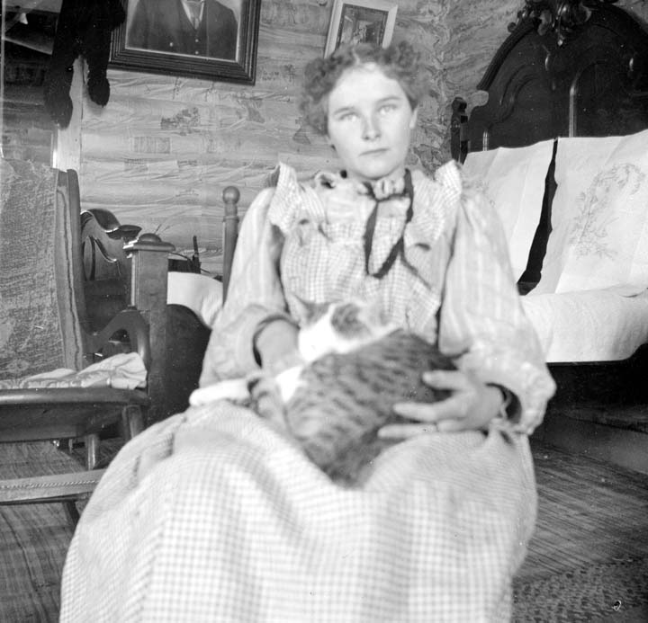 Lora Nichols et son chat Yankee Doodle 6 février 1900
