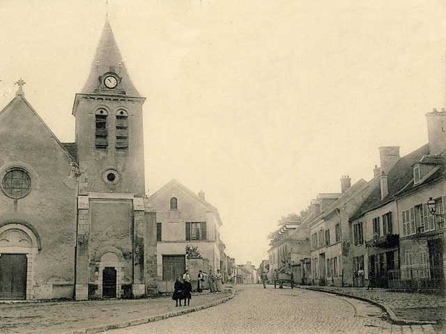 Ozoir-la-Ferrière église et route de Paris - 1906