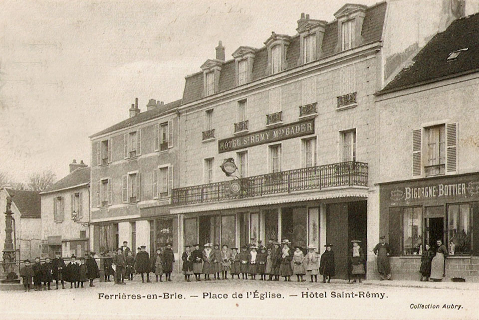 hôtel Saint-Rémy - panneaux céramique