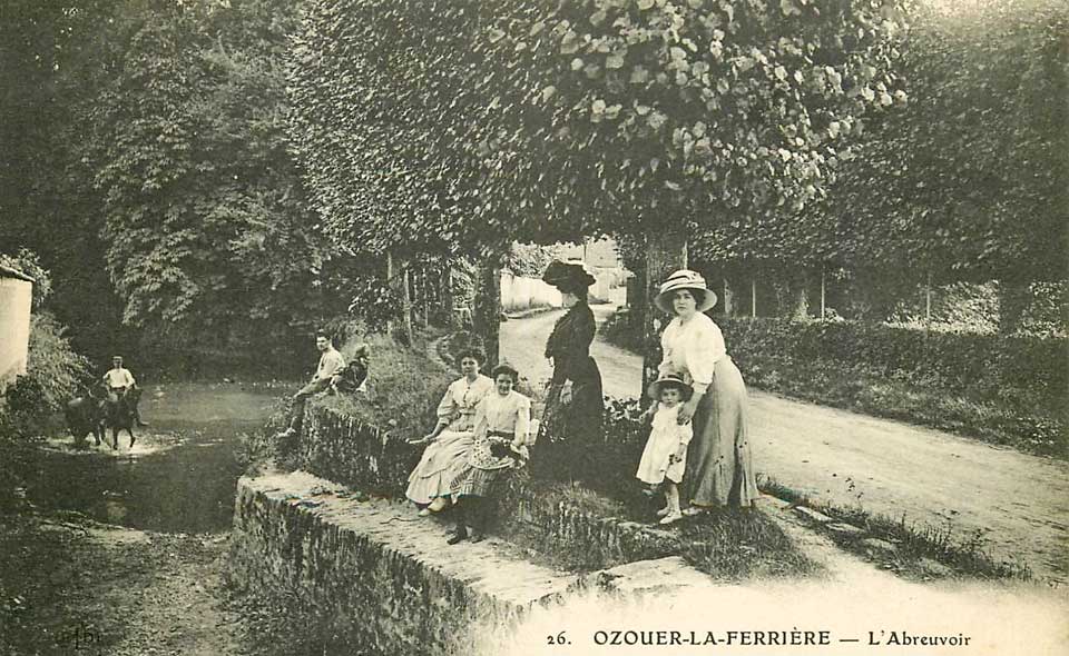 0zoir-la-Ferrière L'Abreuvoir vers 1908