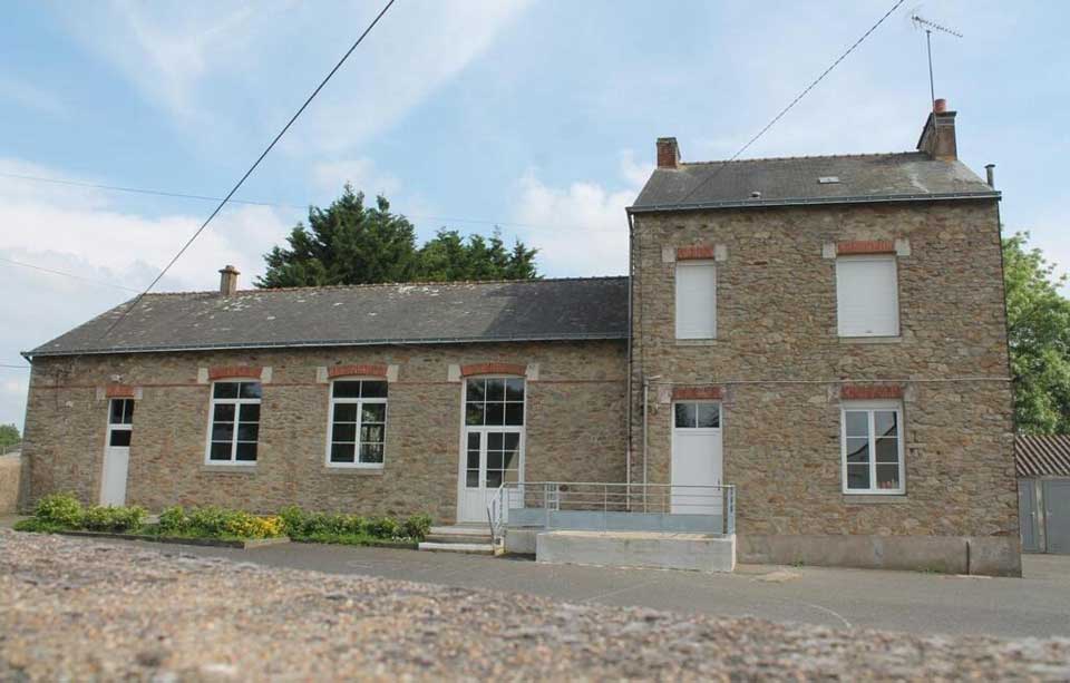 l'ancienne école de garçons de Sainte-Reine-de-Bretagne