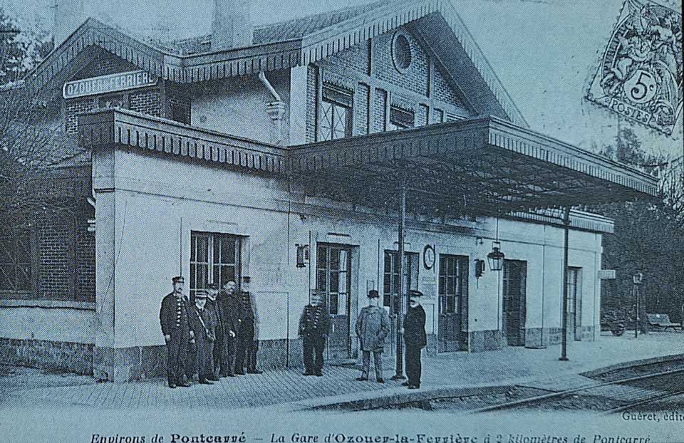 ancienne gare d'Ozouer-la-Ferrire