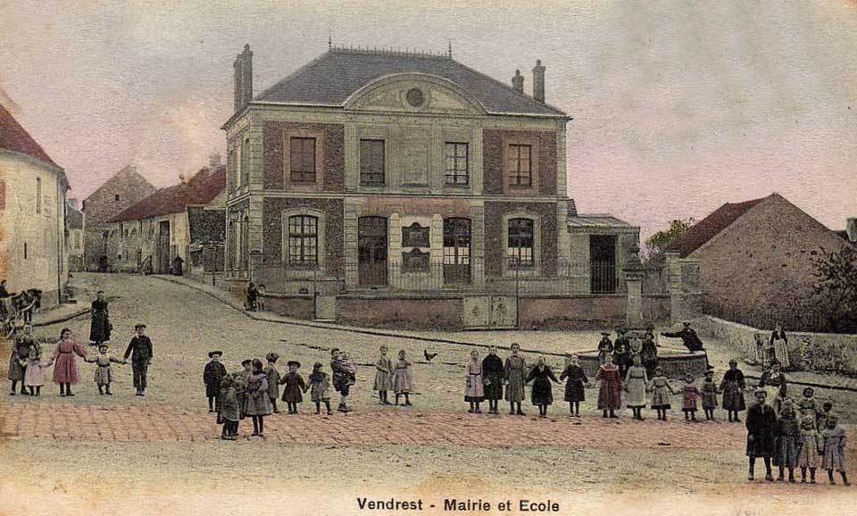 Mairie et Ecole de Vendrest
