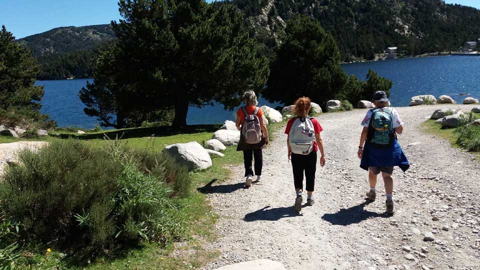 Pascale, Sonia et Fernande au lac des Bouillouses